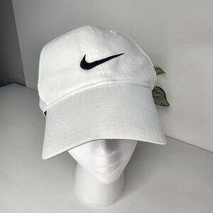 Nike ⛳️ Legacy91 Dri-FIT White Golf Hat Adjustable Strapback Athletic CapStay